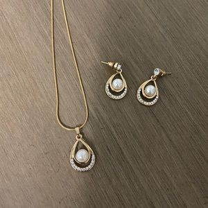 Pearl jewelry set